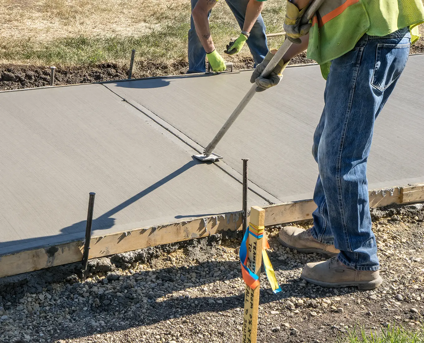 concrete sidewalk and driveway installation in canton ga